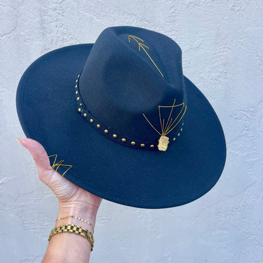 Seta da Alma – Black with Citrine & Gold Embroidery