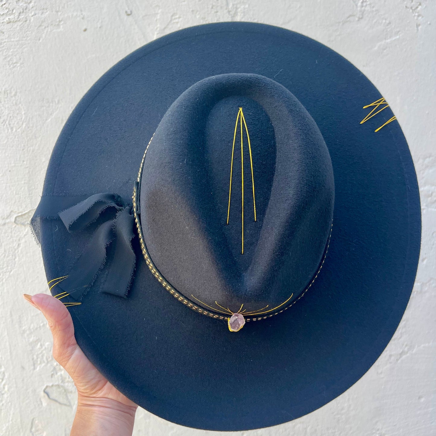 Crown of Light – Black with Amethyst & Studded Band