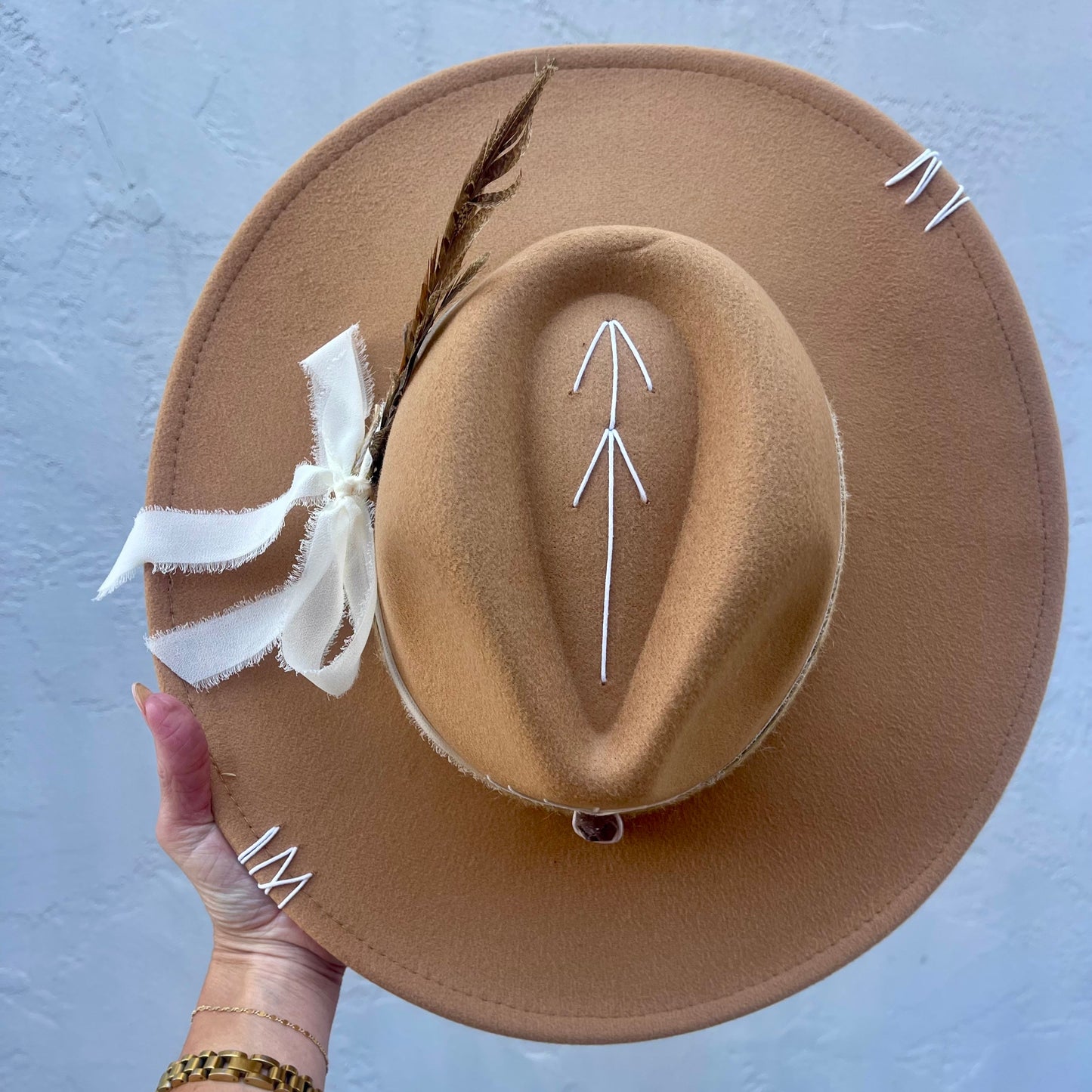 Raio da Alma – Camel with Amethyst & Cream Band