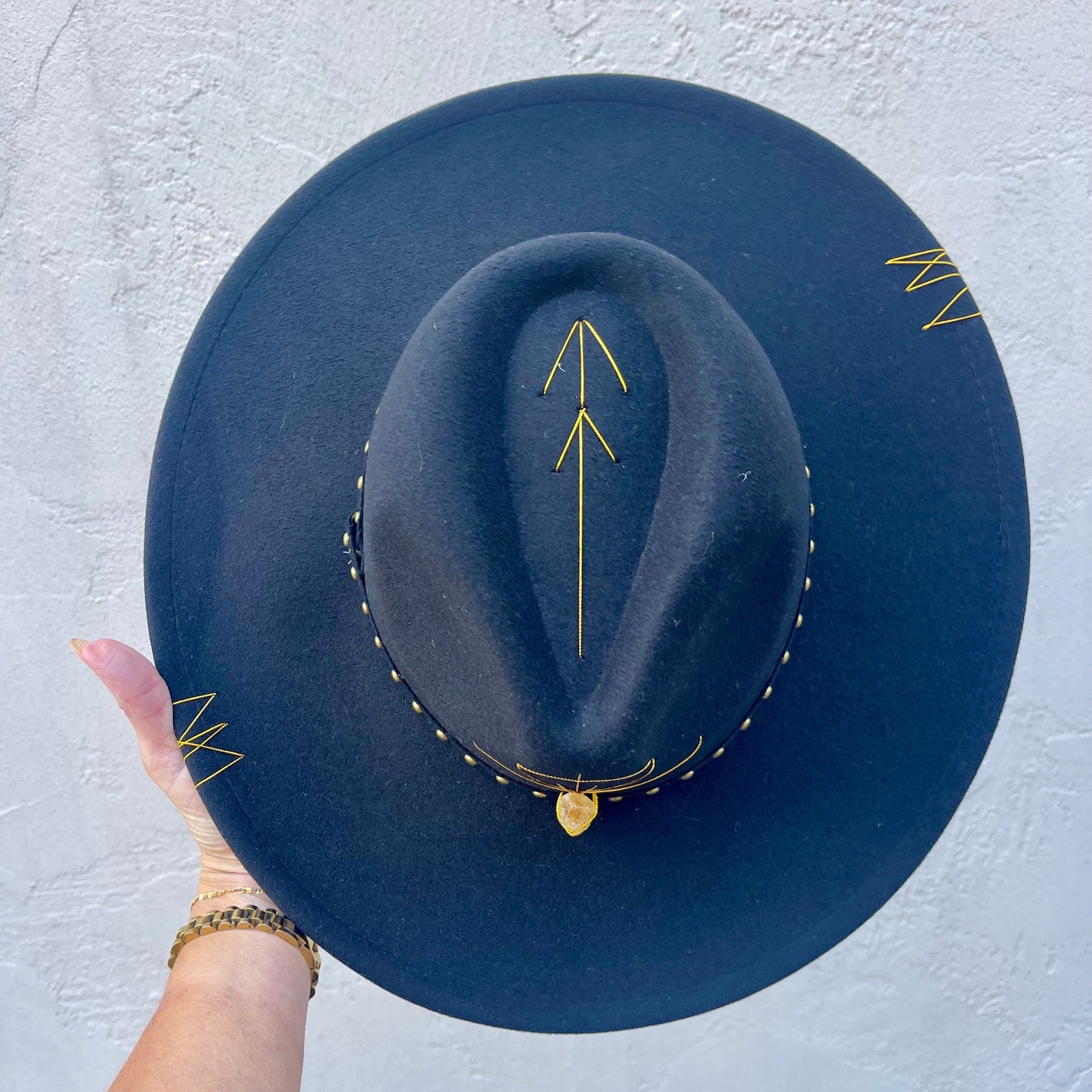 Seta da Alma – Black with Citrine & Gold Embroidery