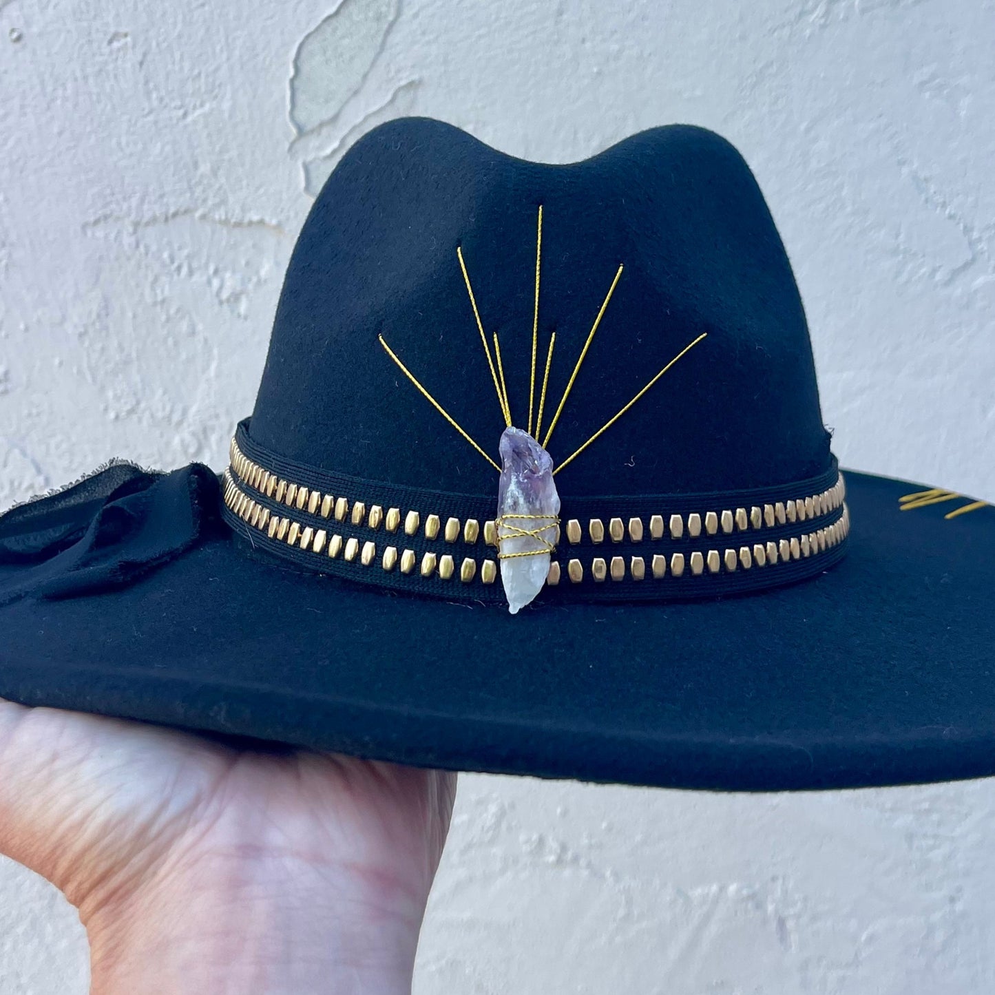 Crown of Light – Black with Amethyst & Studded Band