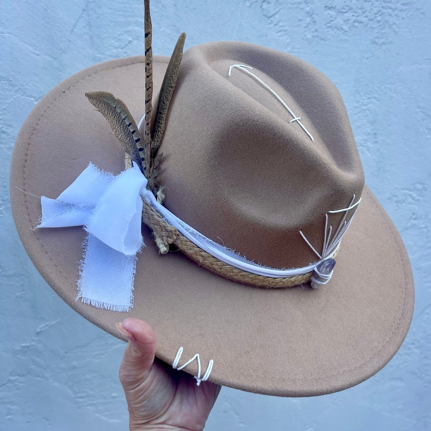 Seta da Alma – Taupe with Amethyst & Natural Band